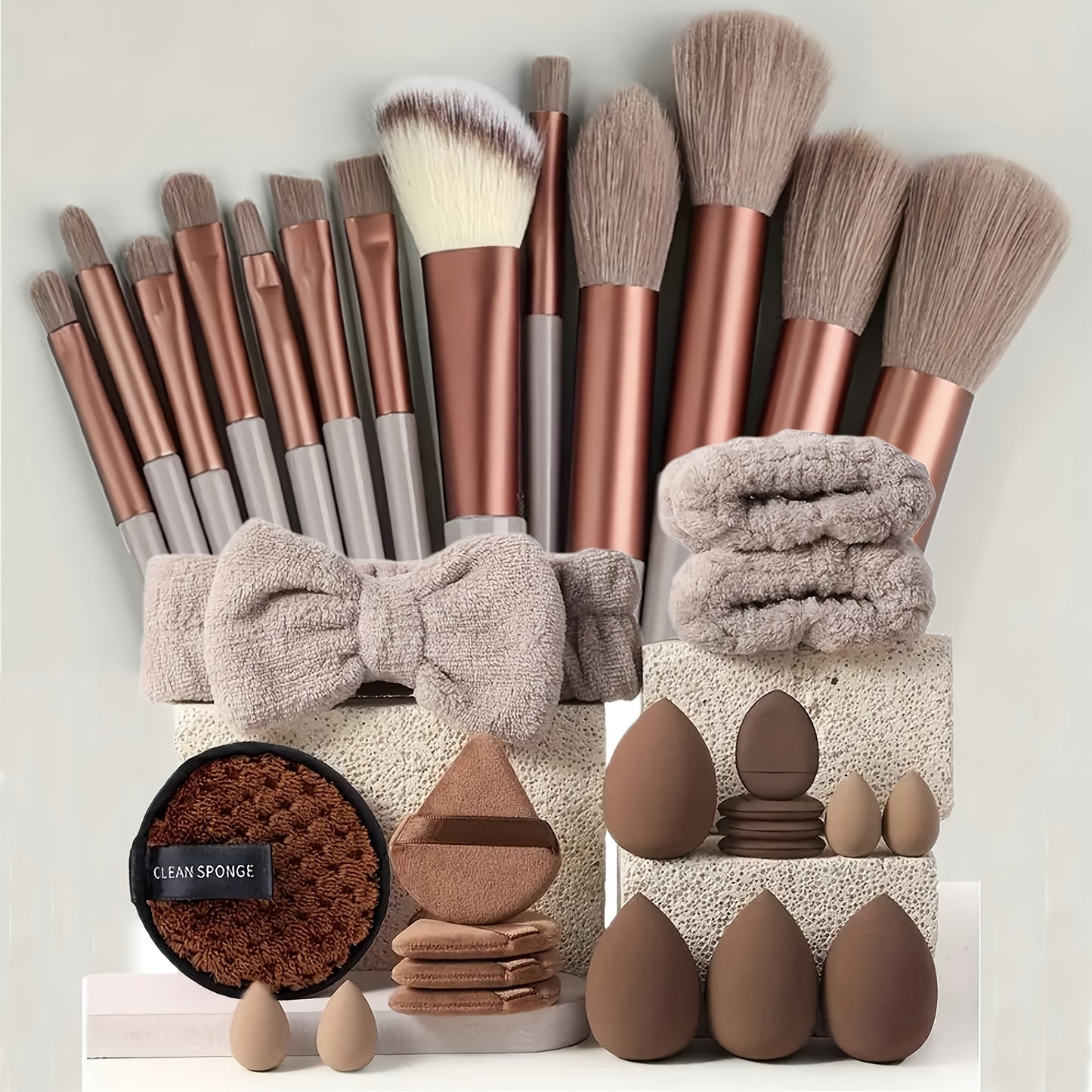 Complete Makeup Brush Set with 13/20/33pcs, Featuring Soft Brushes, Beauty Blenders, Puffs, And More to Meet All Your Beauty Requirements, Suitable for Everyone from Beginners to Professionals. A Perfect Gift for Birthdays, C